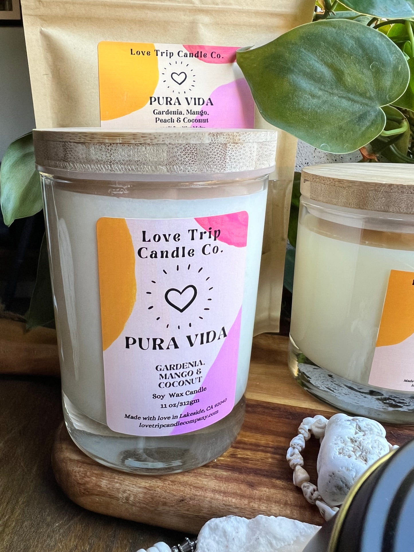 Pura Vida Soy Candle Mango/Coconut/Gardenia/Peach