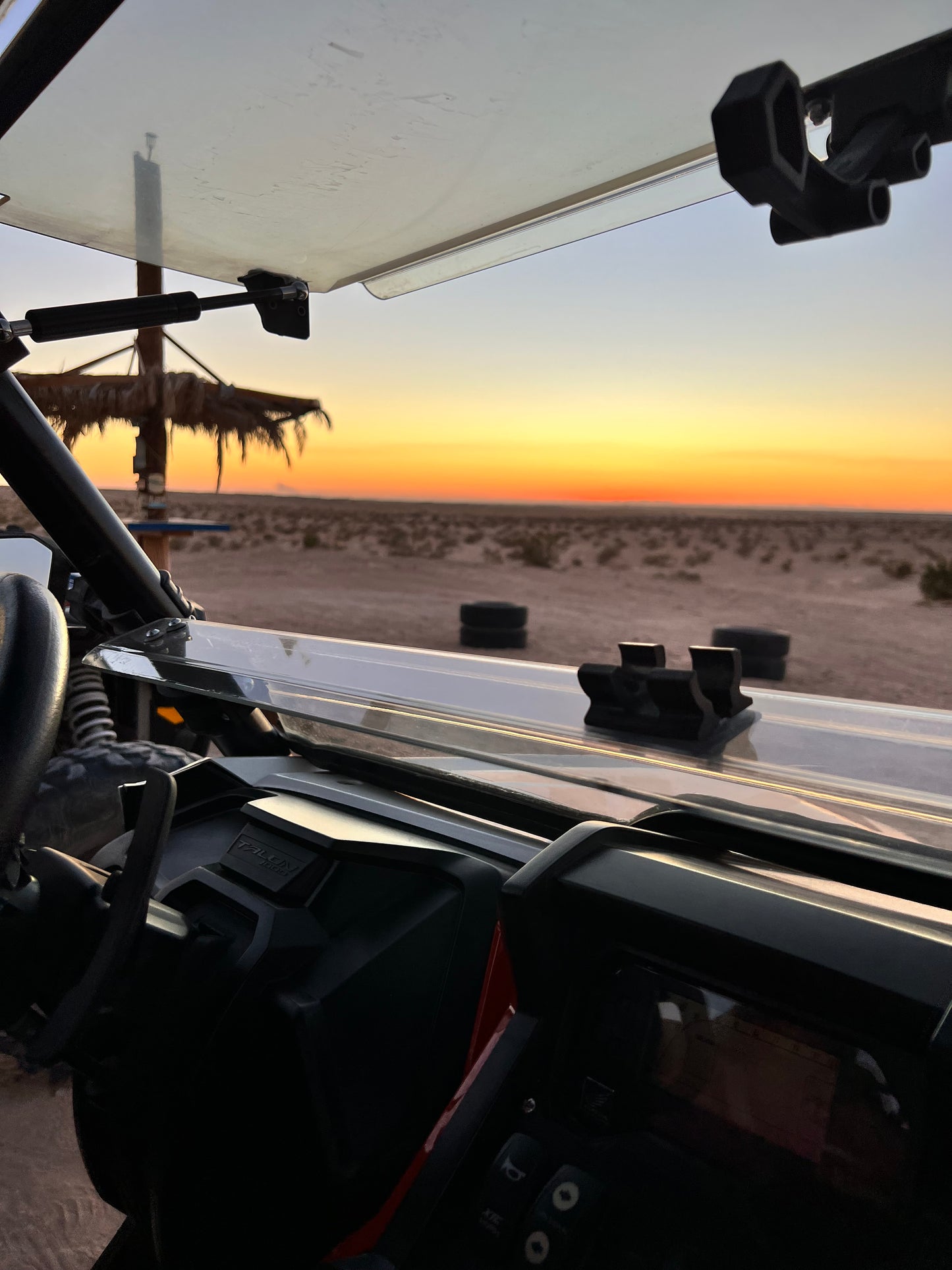 Desert Dunes Soy Candle Sea/Coconut/Cardamom